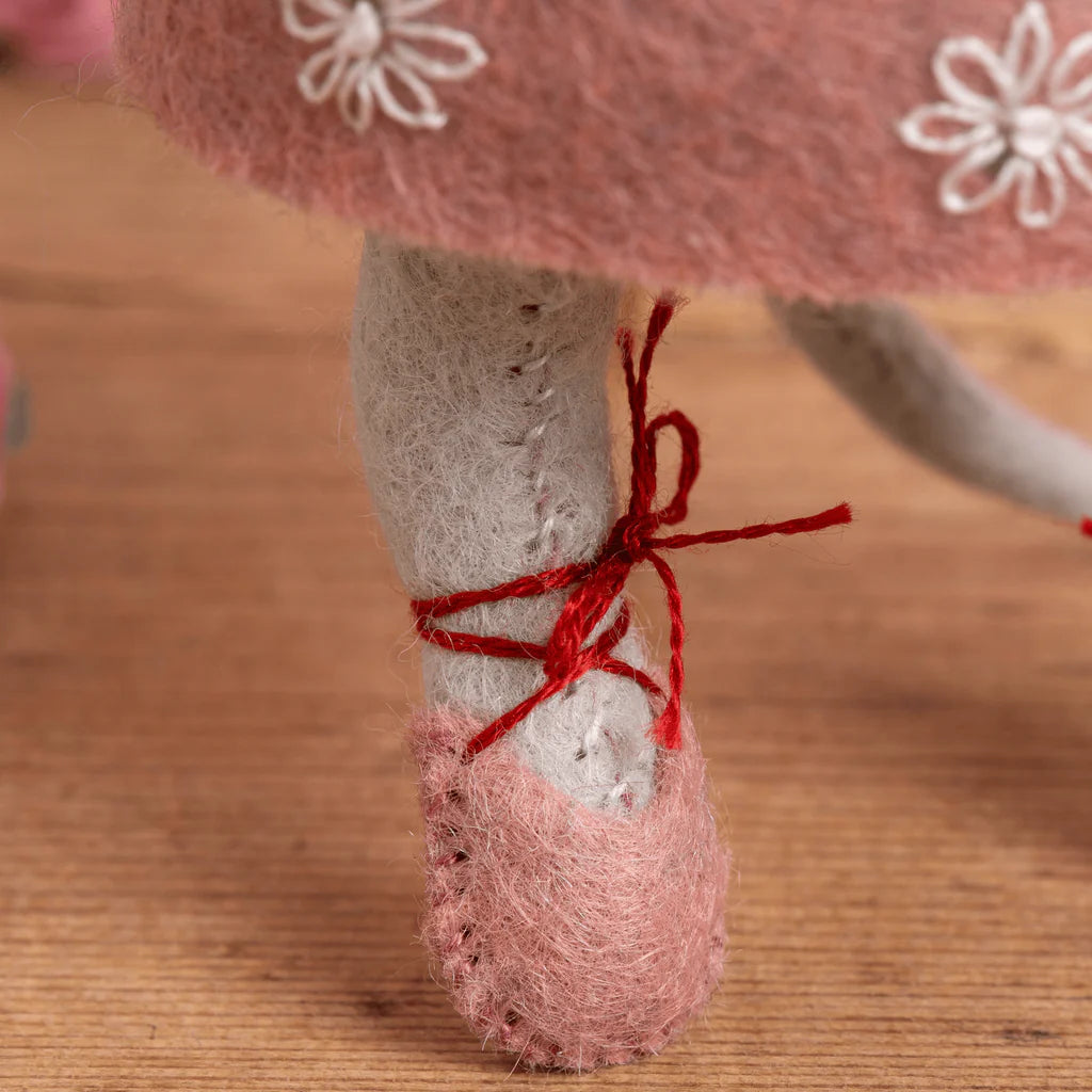 Corinne Lapierre Felt Craft Kit - Little Mouse, Ballet Dancer