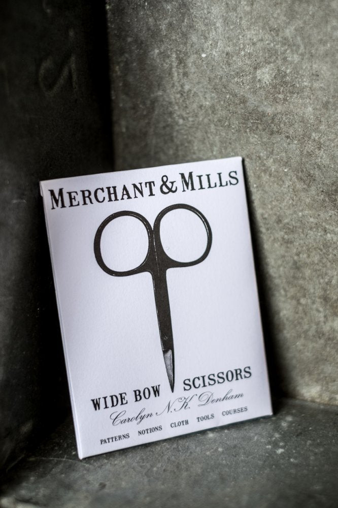 Wide Bow Scissors - Merchant and Mills