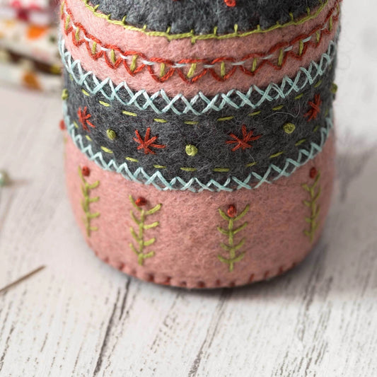 Corinne Lapierre Felt Craft Kit - pincushion