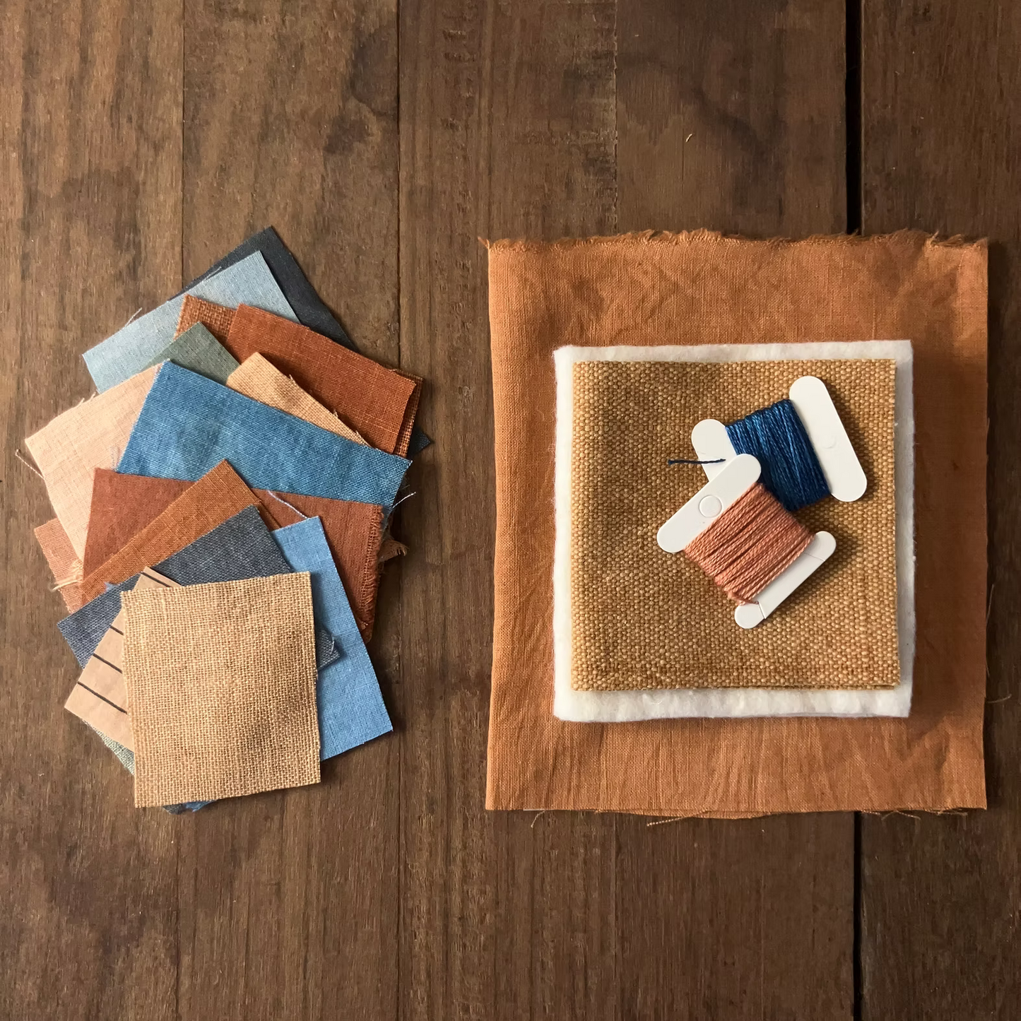 Wholecloth Studio - Needle Book Kit - Hazelnut/indigo