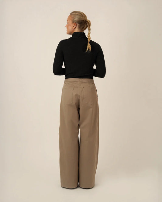 Wardrobe by me Bermuda Pants and Shorts Pattern