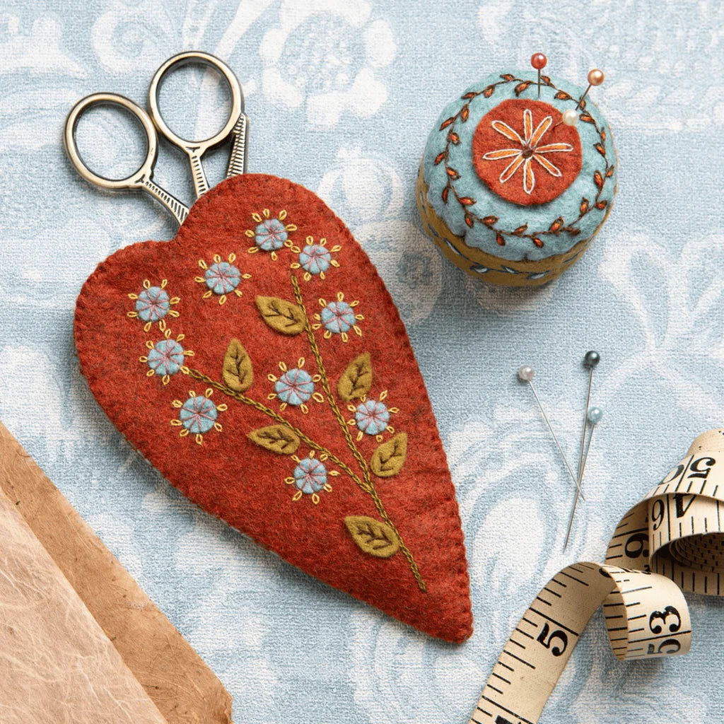 Corinne Lapierre Felt Craft Kit - Embroidered Scissors Pouch and Mini Pincushion