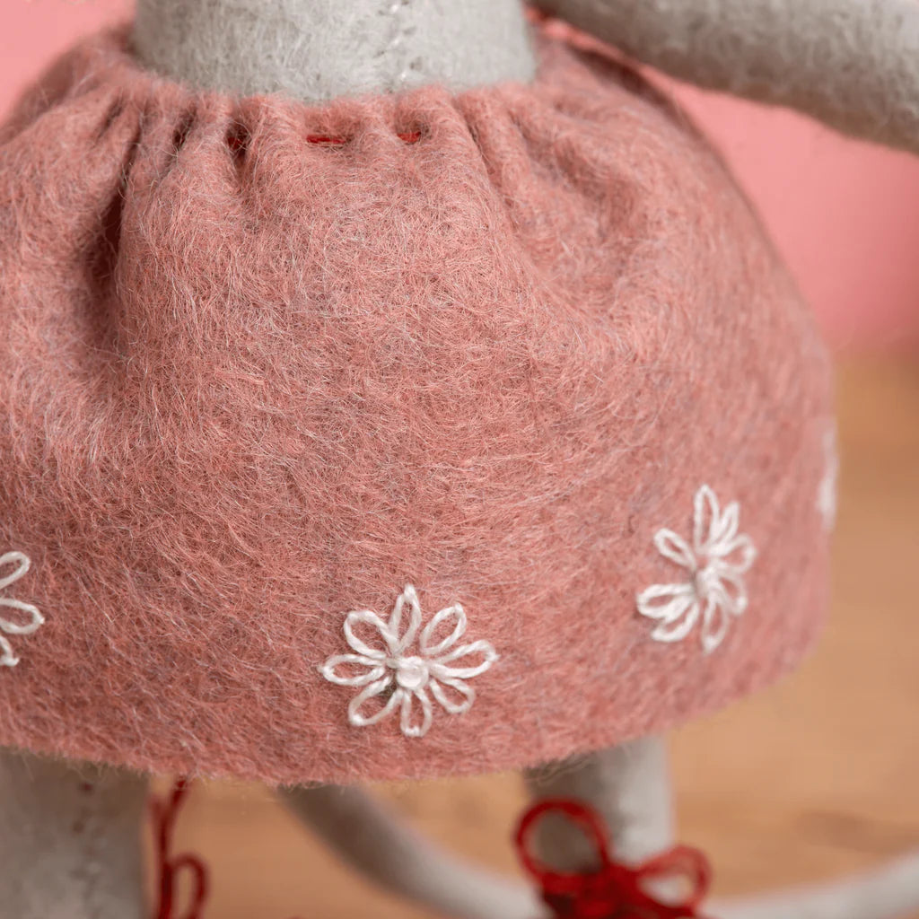 Corinne Lapierre Felt Craft Kit - Little Mouse, Ballet Dancer