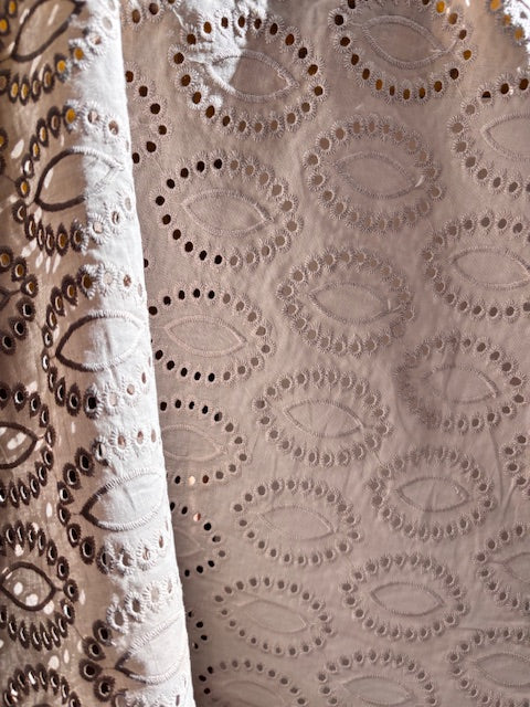 Anglaise Cotton Beige