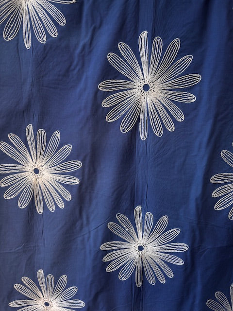 COTTON EMBROIDERY FLOWERS - denim blue
