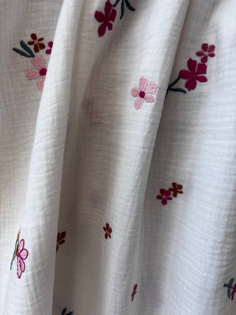 DOUBLE GAUZE EMBROIDERY FLOWERS