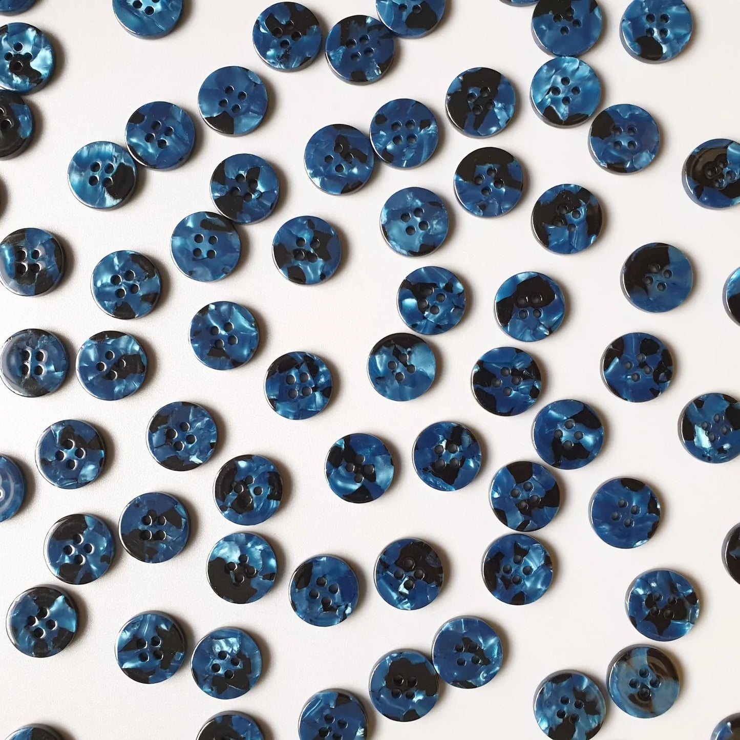 Pigeon Wishes Buttons - Nightshade button set (15mm shirting size)