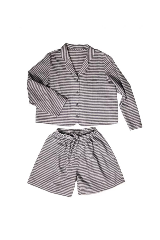 Merchant and Mills - Paper Sewing Pattern - The Winnie