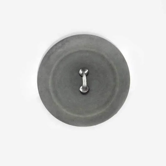 Corozo nut grey 2 hole size 18