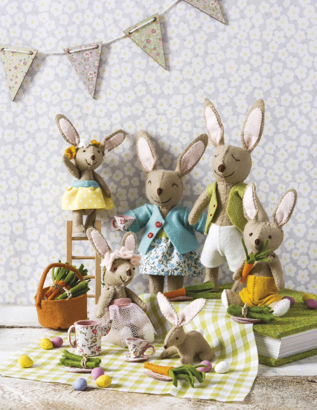 Felt Animal Families Book