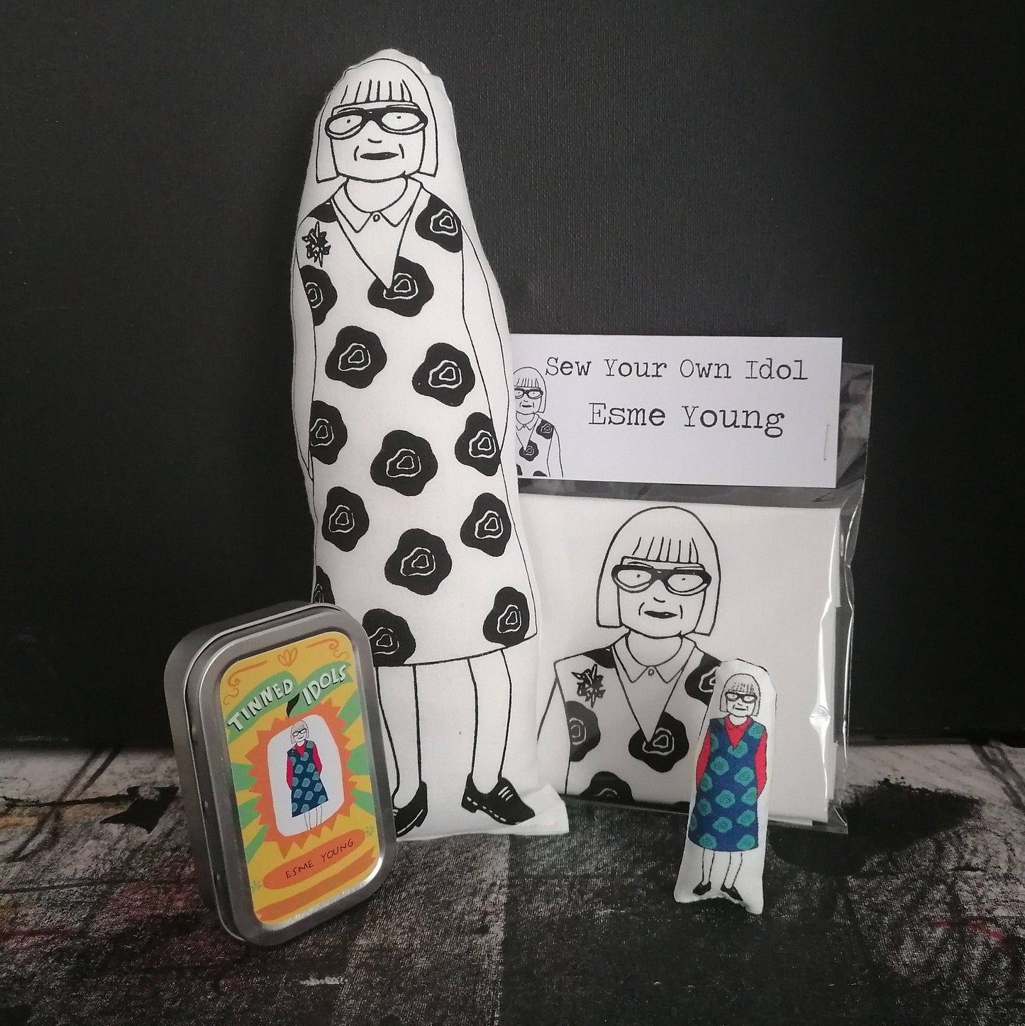 Esme Young - Sew Your Own Idol Kit