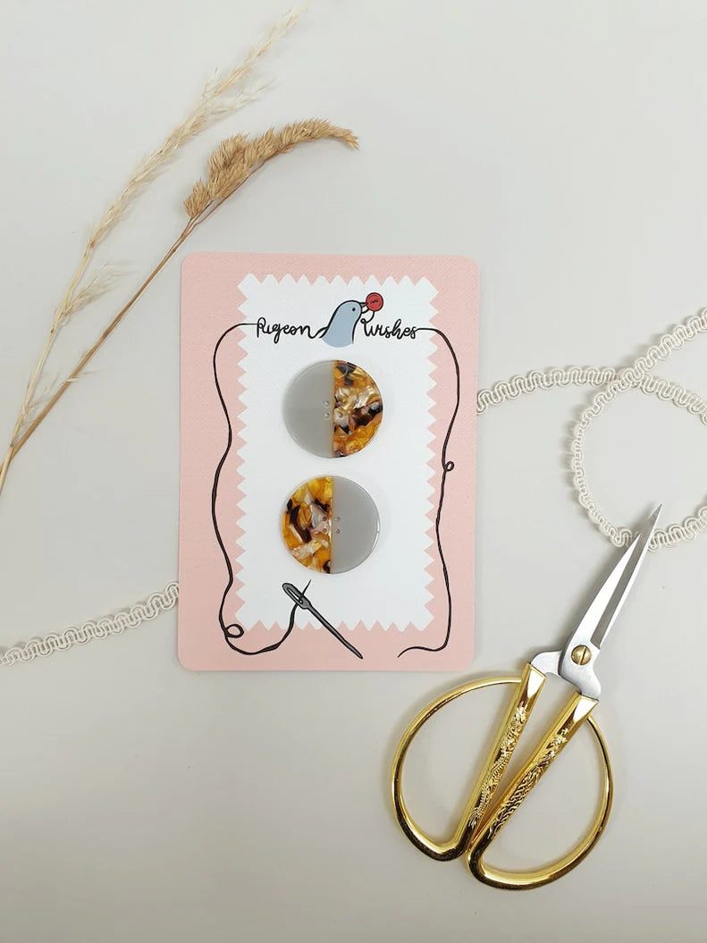 Pigeon Wishes buttons - Ocean Leopard Button card (35mm)