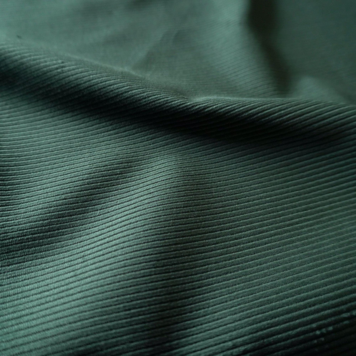 Corduroy 9 wale - forest green