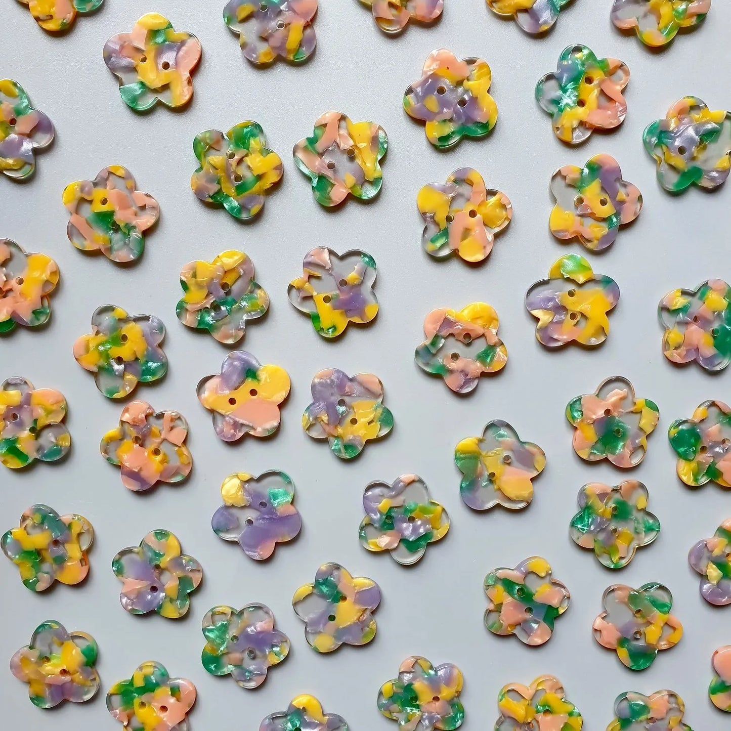 Pigeon wishes buttons - Midsommar button card (25mm coat size)